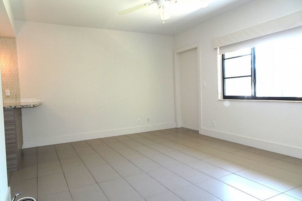DOWNTOWN LAS OLAS property image