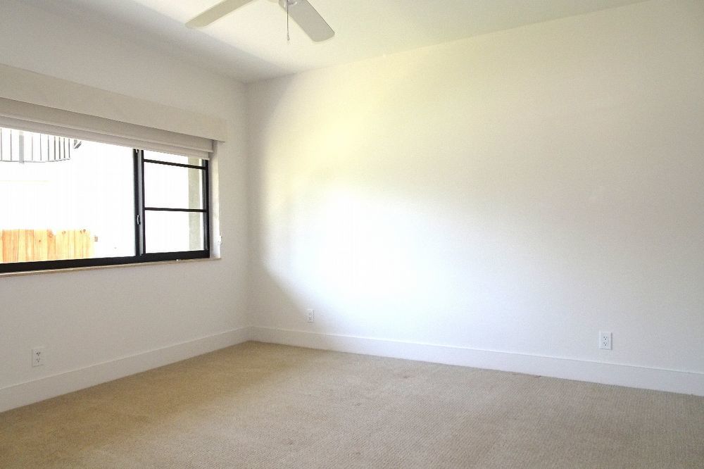 DOWNTOWN LAS OLAS property image