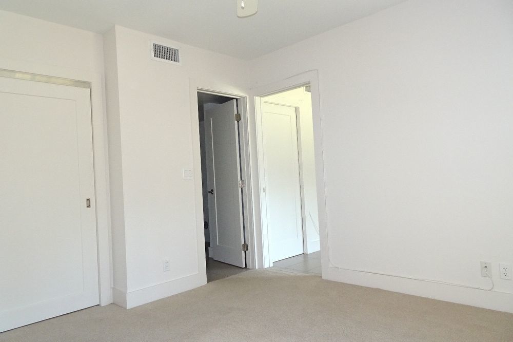 DOWNTOWN LAS OLAS property image