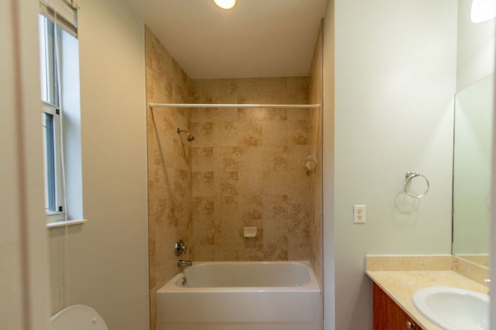 3/3/1 TOWNHOUSE property image