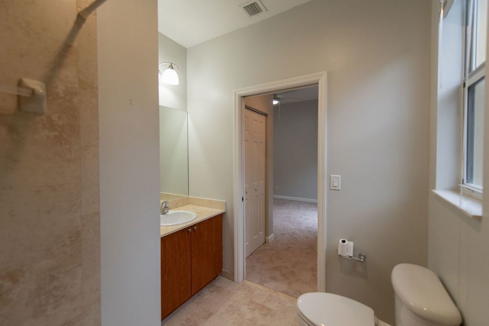 3/3/1 TOWNHOUSE property image