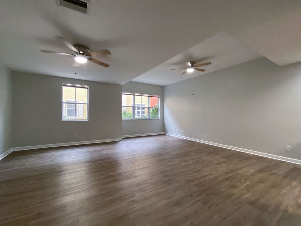 3/3/1 TOWNHOUSE property image