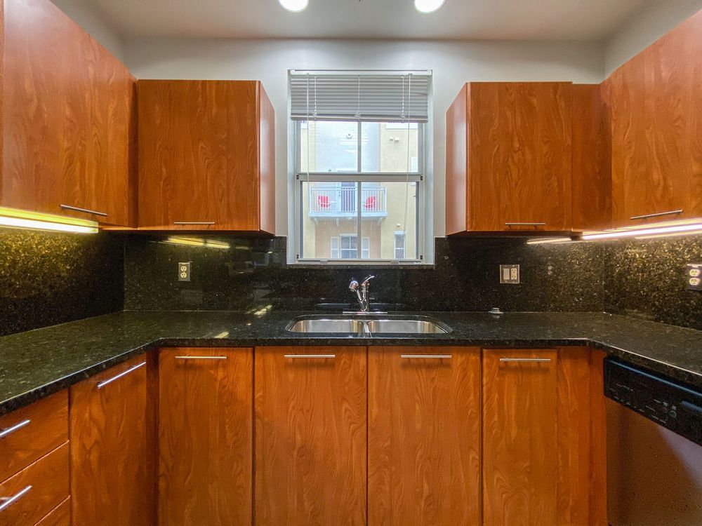 3/3/1 TOWNHOUSE property image