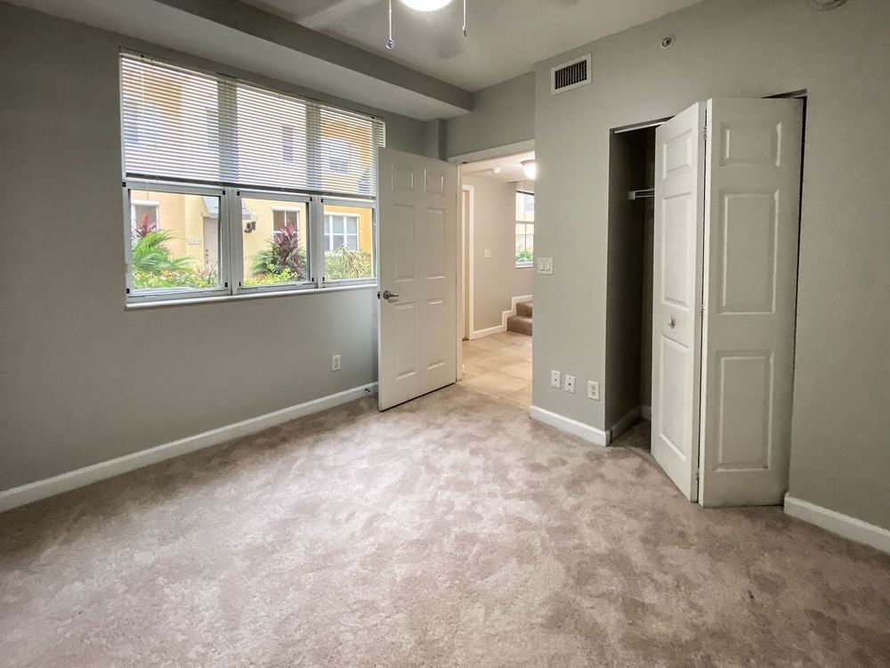 3/3/1 TOWNHOUSE property image