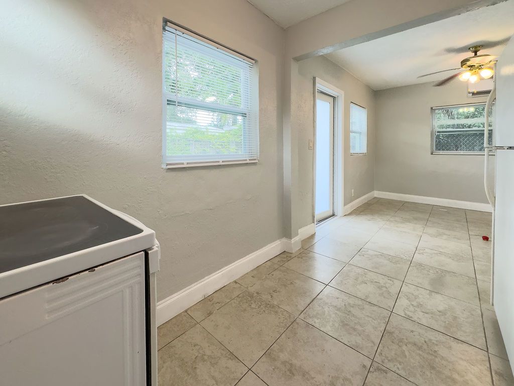 CUTE HOUSE, GREAT PRICE! property image