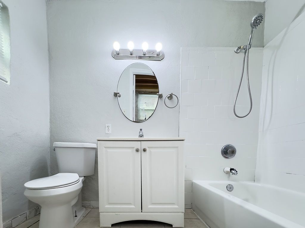 CUTE HOUSE, GREAT PRICE! property image