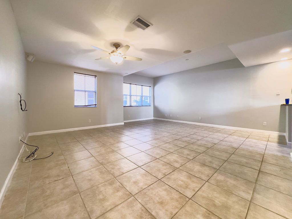 VINTAGE AT LIGHTHOUSE POINT property image