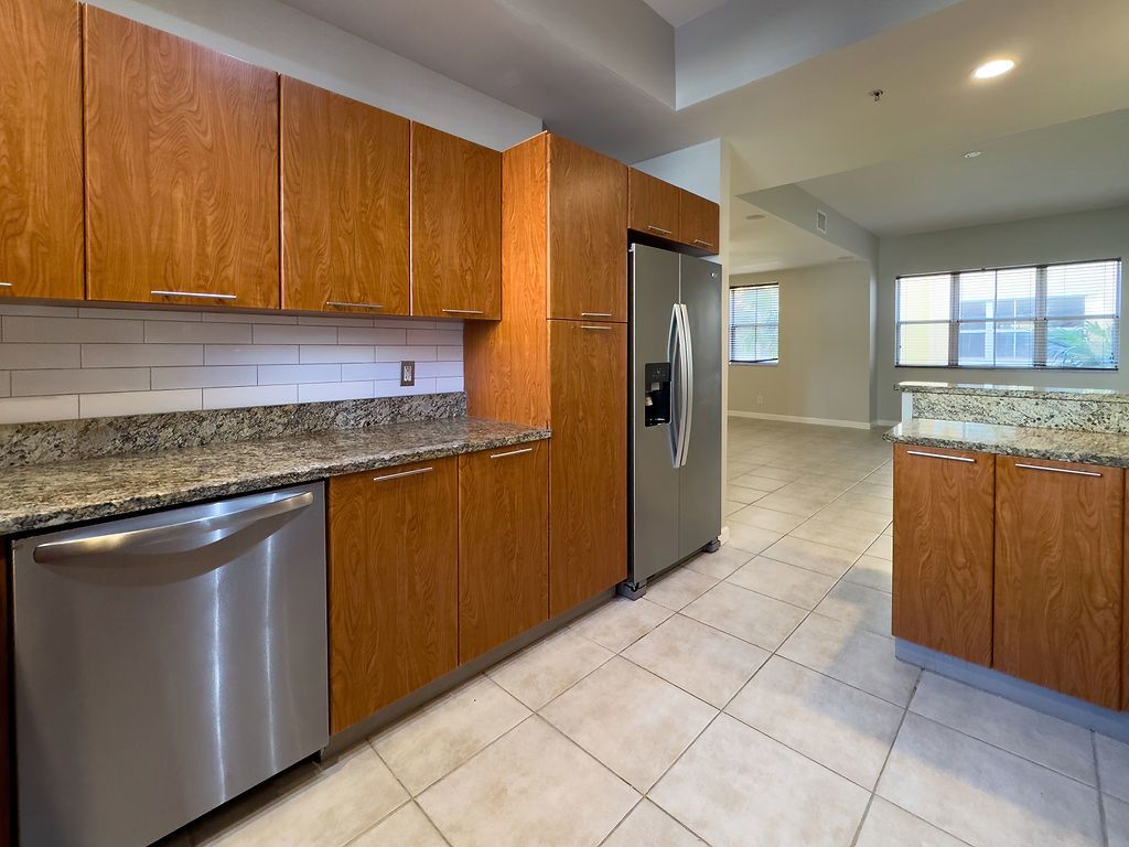 VINTAGE AT LIGHTHOUSE POINT property image