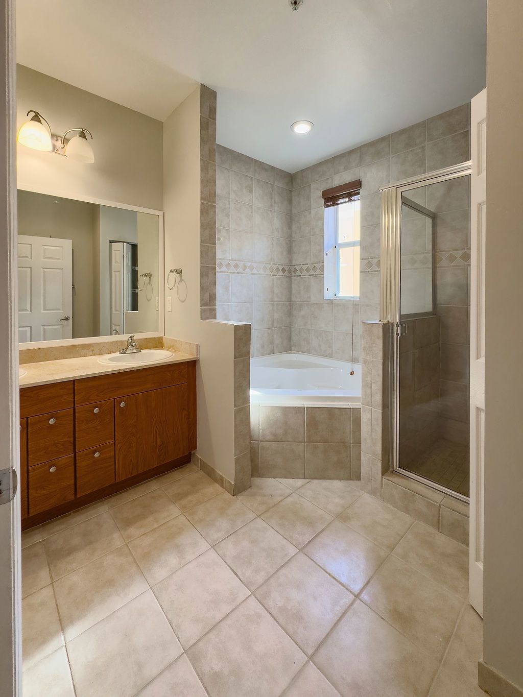 VINTAGE AT LIGHTHOUSE POINT property image
